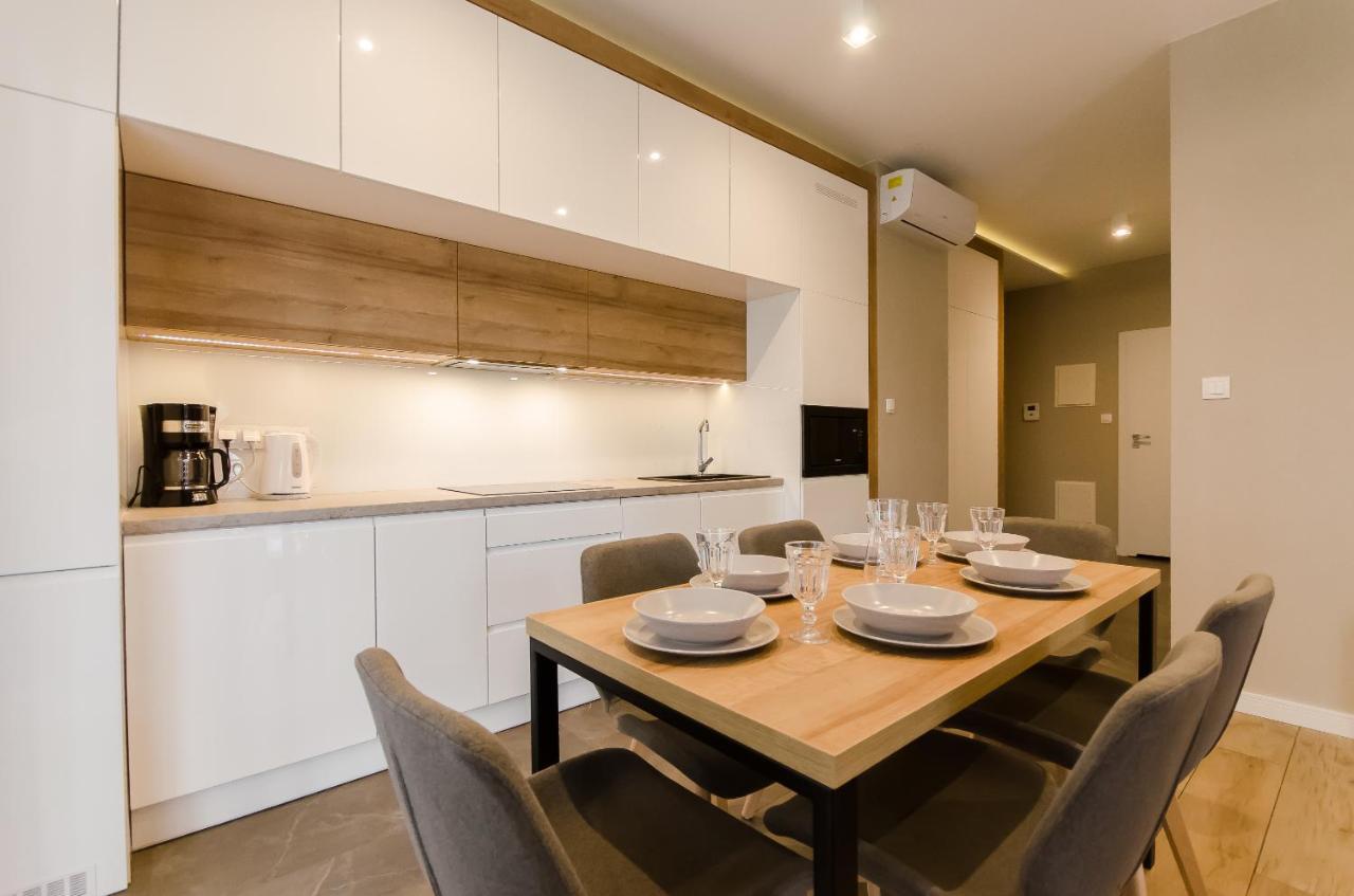 Krakowiak Apartments ภายนอก รูปภาพ